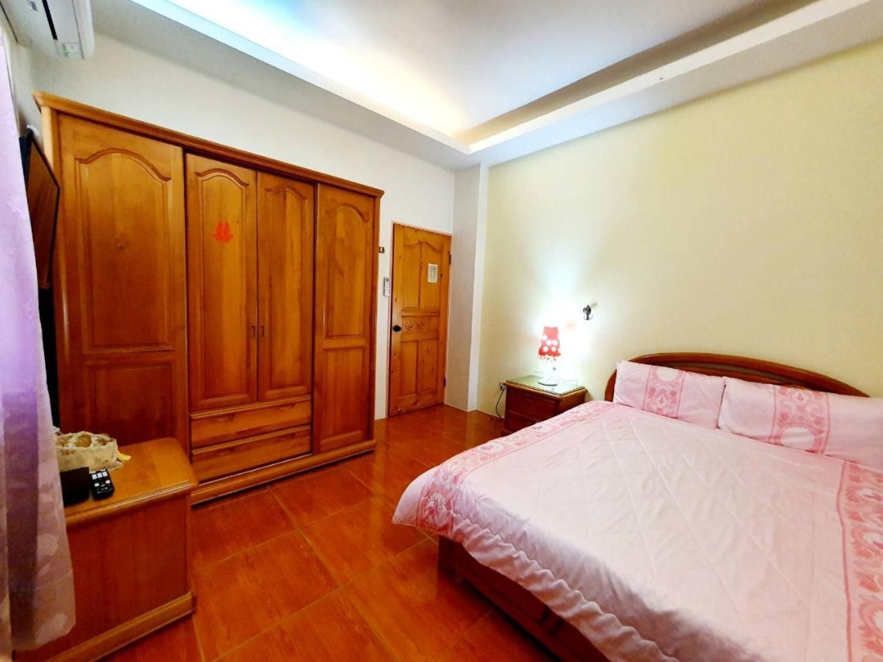 Yilan Xiang Feng Homestay Wujie Luaran gambar