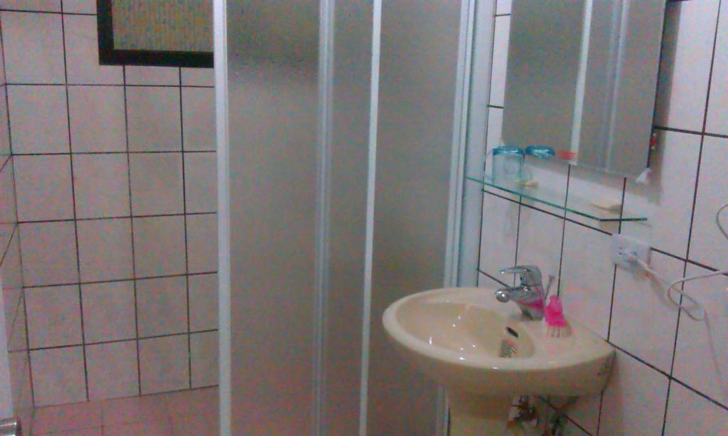 Yilan Xiang Feng Homestay Wujie Luaran gambar