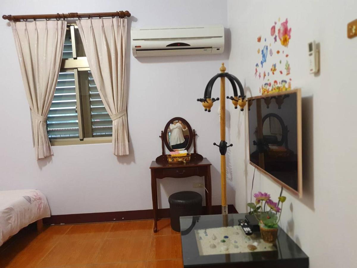 Yilan Xiang Feng Homestay Wujie Luaran gambar
